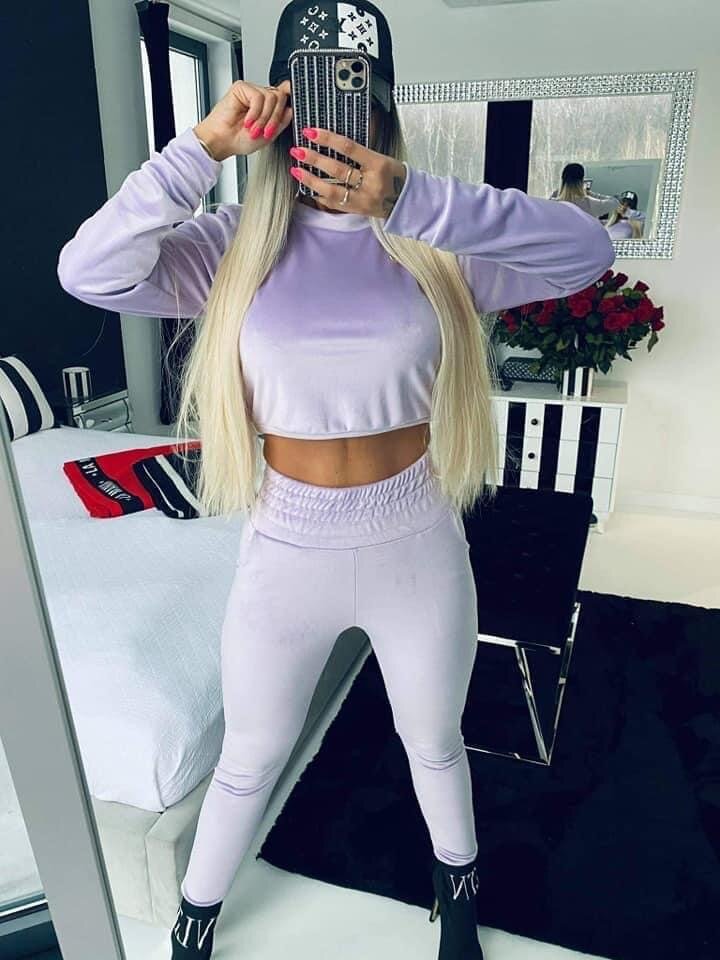 Veliūrinis laisvalaikio kostiumas "PURPLE"
